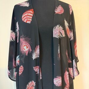 Torrid Black Sheer Kimono with Feather Print Size 3 B 35